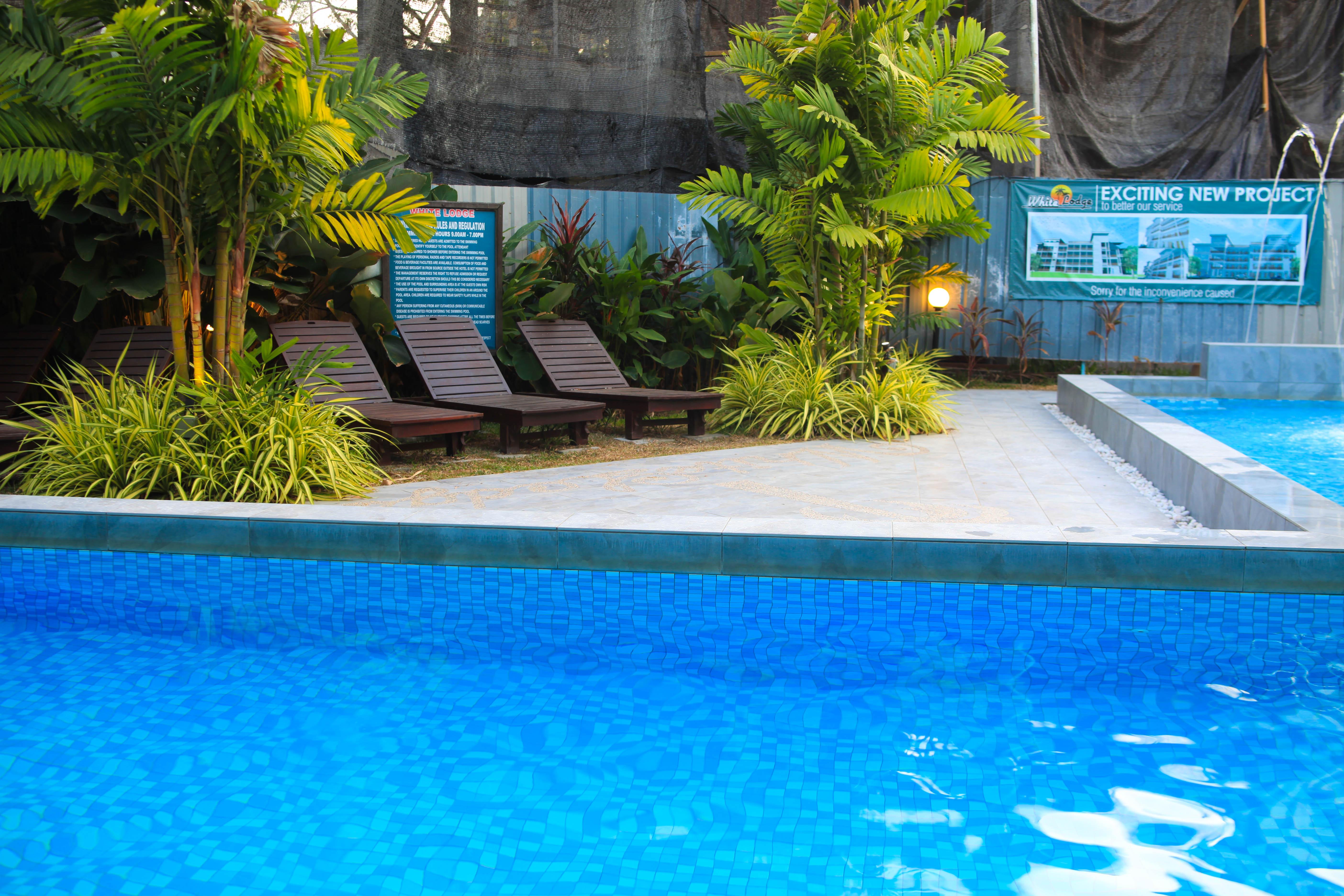 White Lodge Pantai Cenang  Extérieur photo